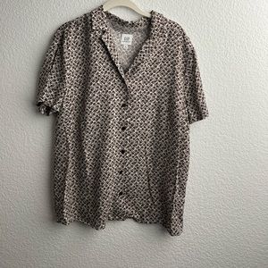 Gap Maternity Button Down